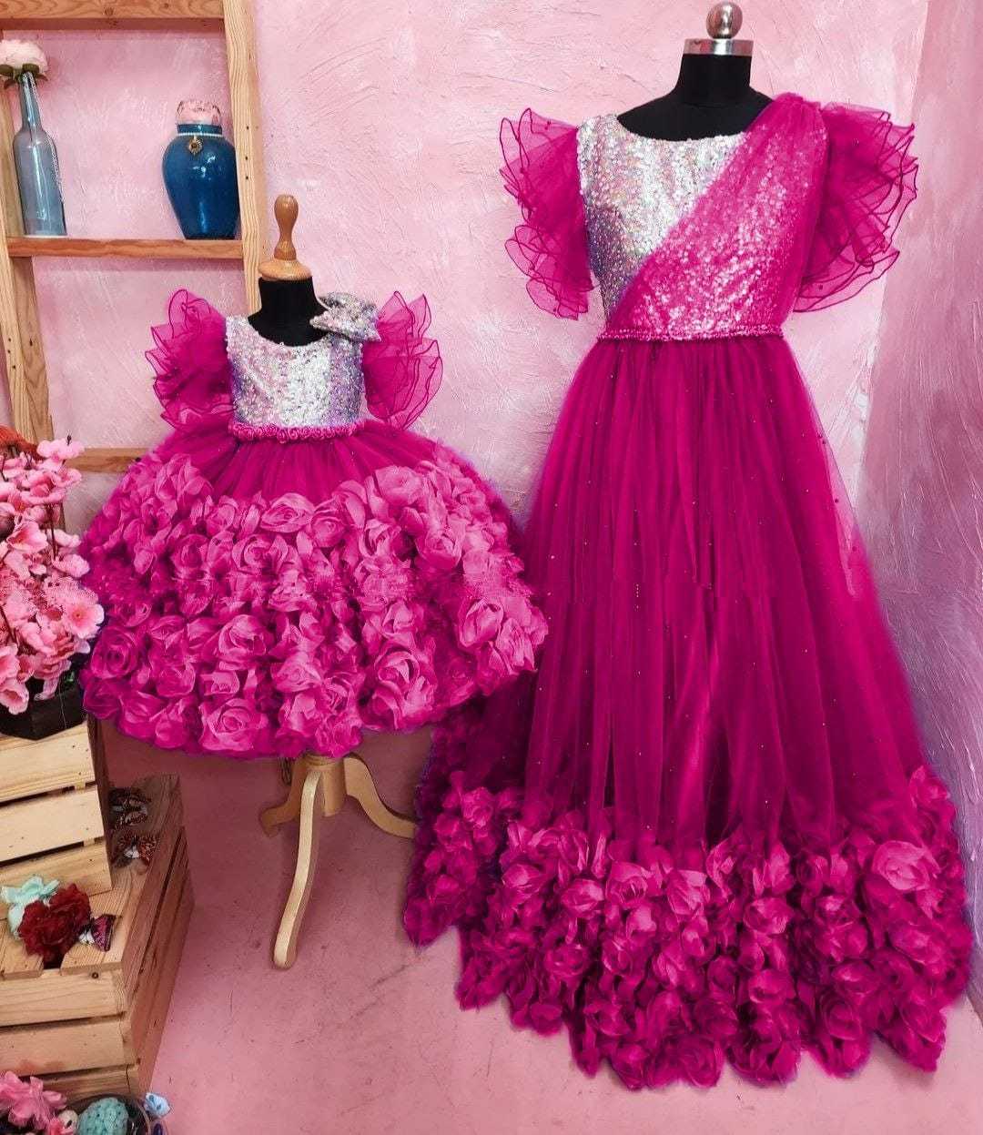 YNF SOFT NET PRI 031 GOWNS WHOLESALE MOTHER & DAUGHTER COMBO MANUFACTURER    